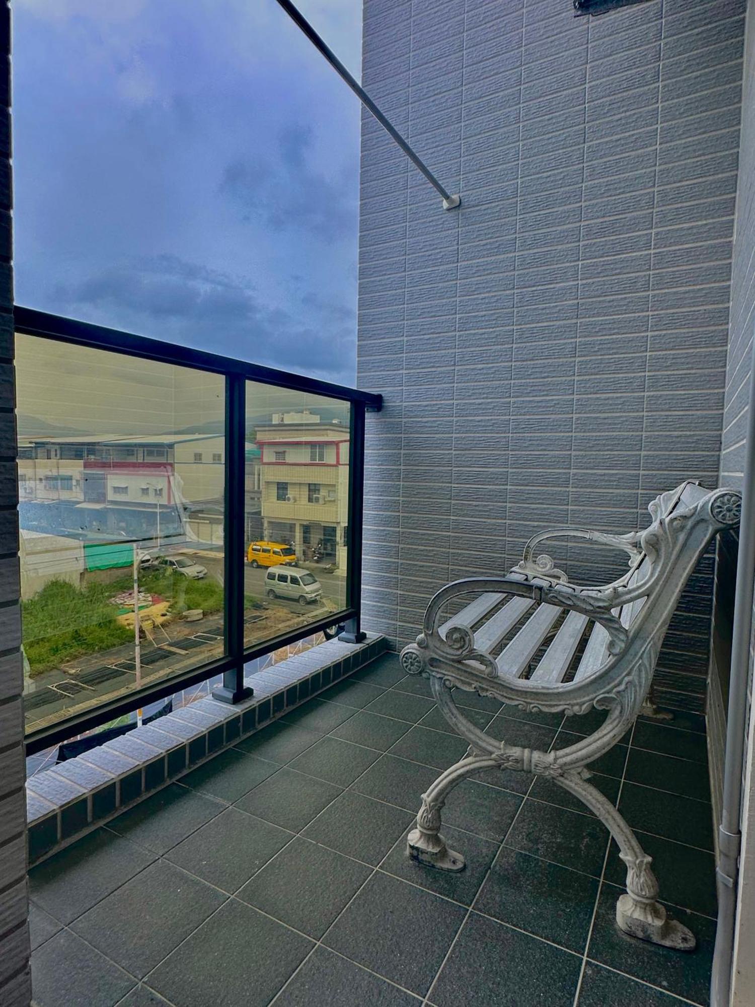 Fengru B&B Taitung Екстериор снимка